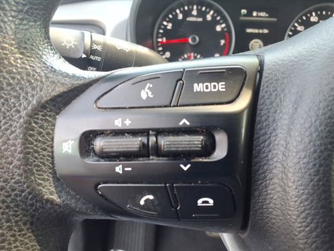 Used 2023 Kia Rio S w/ Technology Package FWD image 19