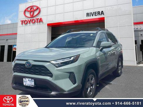 Certified 2023 Toyota RAV4 XLE w/ Convenience Package AWD/4WD image 4