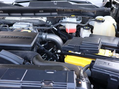 Used 2022 Chevrolet Silverado 3500 High Country w/ Safety Package II AWD/4WD image 40