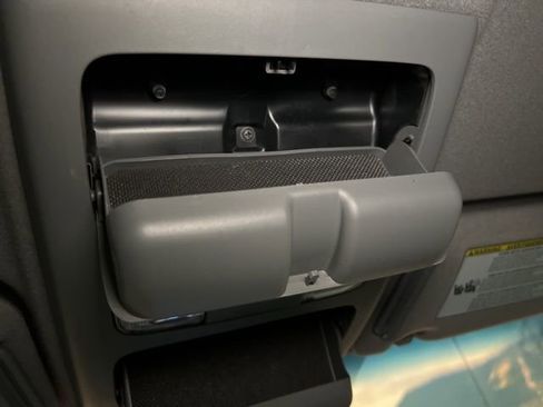 Used 2015 Toyota Tacoma 4x4 Double Cab w/ TRD Off-Road Package image 56