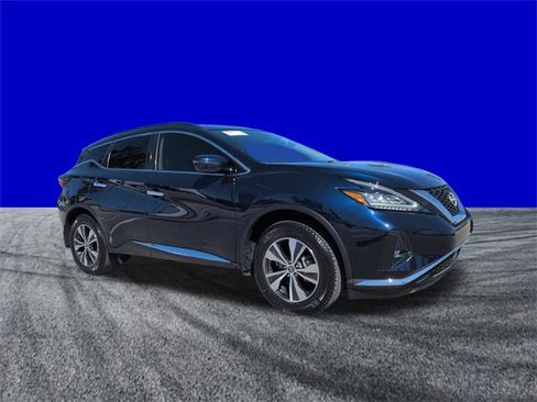 Used 2023 Nissan Murano SV image 2