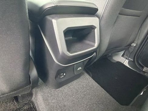 Used 2025 Ford Ranger XLT w/ Equipment Group 301A High image 18