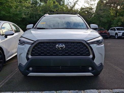 Certified 2023 Toyota Corolla Cross XLE w/ Convenience Package AWD/4WD image 3
