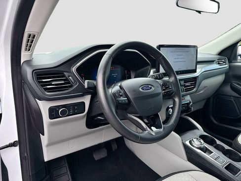 Certified 2024 Ford Escape Active w/ Tech Pack #1 FWD image 9