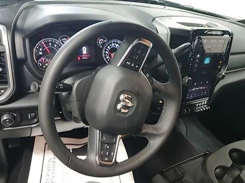 Used 2026 RAM 2500 Big Horn AWD/4WD image 7