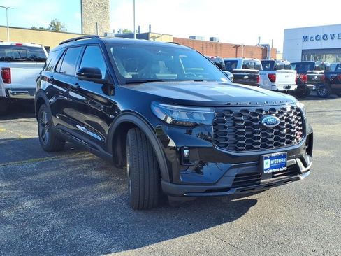 New 2026 Ford Explorer ST AWD/4WD image 3