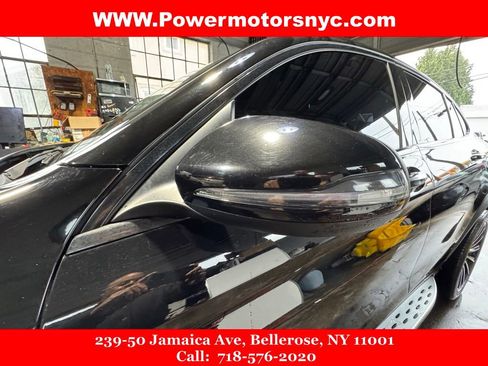 Used 2020 Mercedes-Benz GLC 300 4MATIC Coupe image 5