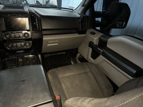Used 2017 Ford F150 XL w/ Equipment Group 101A Mid AWD/4WD image 10
