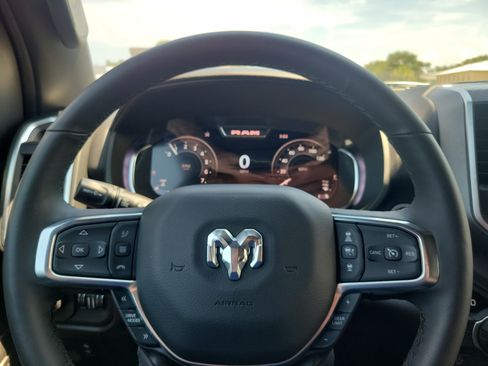 Used 2025 RAM 1500 Big Horn RWD image 16