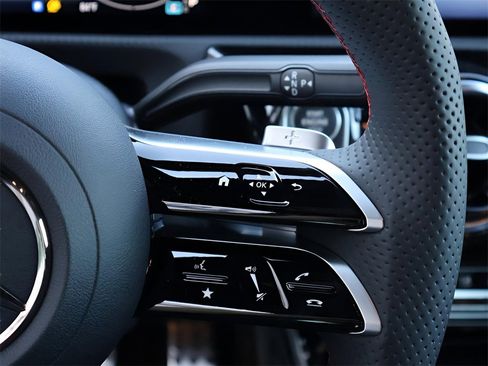 New 2026 Mercedes-Benz CLA 250 4MATIC image 33