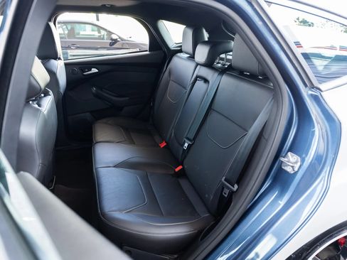 Used 2018 Ford Focus ST w/ Equipment Group 402A FWD image 28