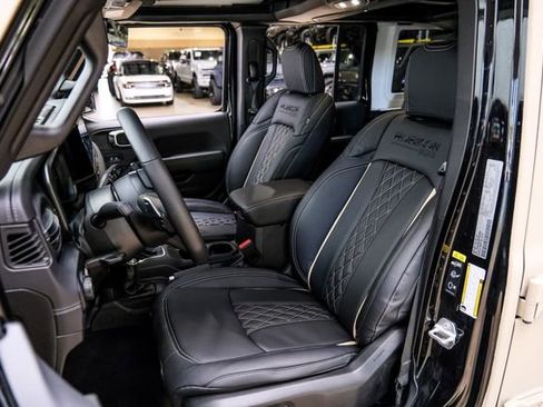 Used 2025 Jeep Wrangler Unlimited Rubicon 392 image 77