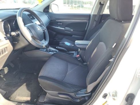 Used 2018 Mitsubishi Outlander Sport ES image 14