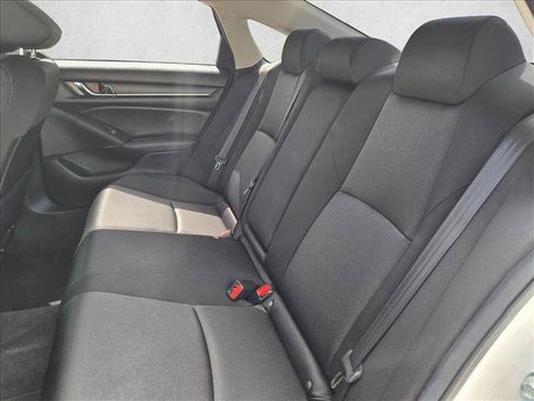 Used 2022 Honda Accord LX image 17