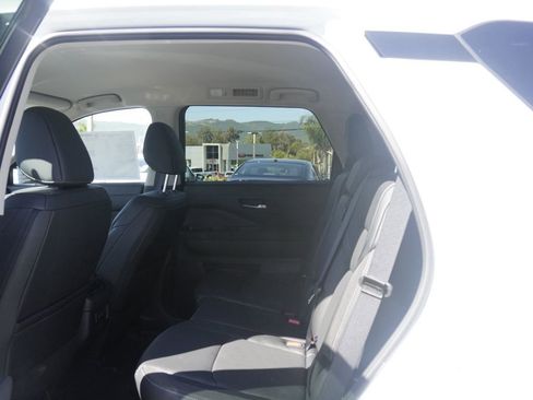 New 2026 Nissan Pathfinder SL FWD image 16