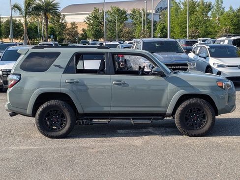 Used 2023 Toyota 4Runner TRD Off-Road Premium w/ Moonroof Package AWD/4WD image 4
