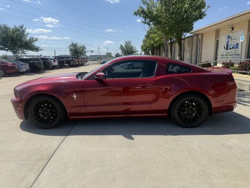 Used 2014 Ford Mustang Premium w/ Equipment Group 202A RWD image 4
