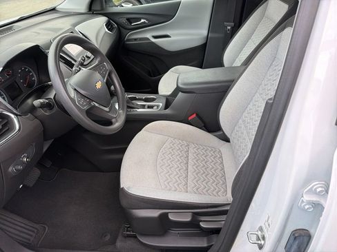 Used 2024 Chevrolet Equinox LS w/ Driver Confidence II Package FWD image 7
