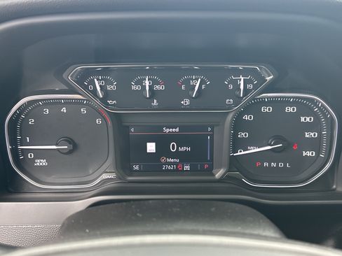 Used 2022 GMC Sierra 1500 AT4 w/ AT4 Preferred Package AWD/4WD image 27