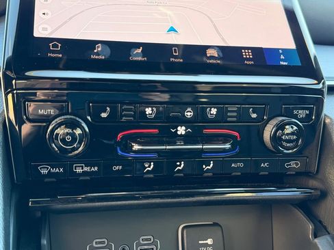 New 2025 Jeep Grand Cherokee L Limited image 21