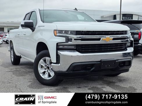 Used 2020 Chevrolet Silverado 1500 LT w/ Trailering Package image 1
