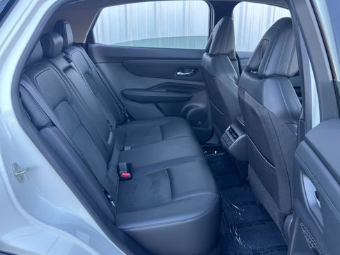 Used 2025 Nissan Ariya FWD image 40