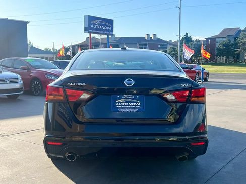 Used 2019 Nissan Altima 2.5 SV FWD image 5