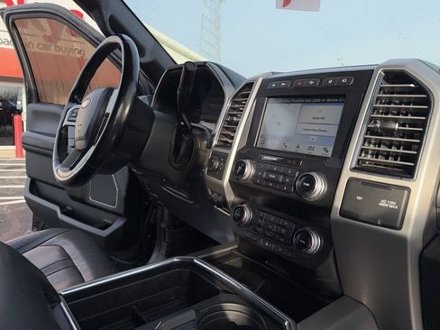 Used 2019 Ford F350 Platinum w/ Platinum Ultimate Package image 26