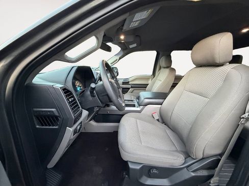 Used 2019 Ford F150 XLT w/ Trailer Tow Package image 11