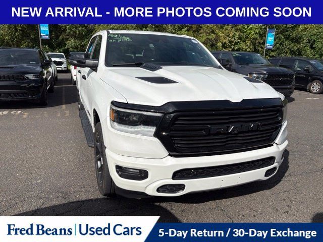 Used 2024 RAM 1500 Laramie AWD/4WD image 3