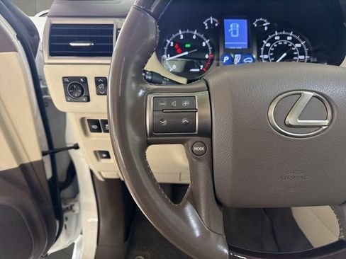 Used 2019 Lexus GX 460 Premium w/ Premium Package AWD/4WD image 15