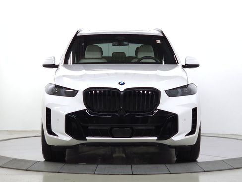 Used 2026 BMW X5 xDrive40i AWD/4WD image 2