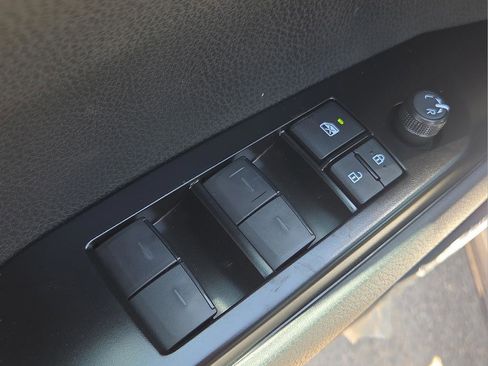 New 2026 Toyota Camry SE FWD image 18