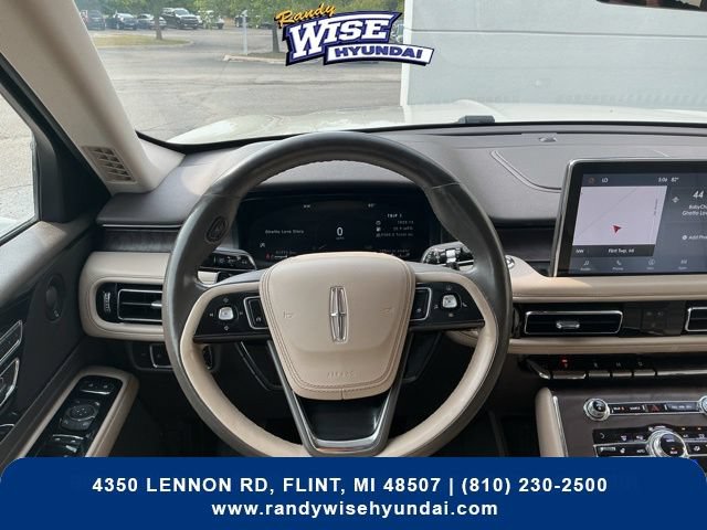 Used 2020 Lincoln Aviator Reserve w/ Elements Package Plus AWD/4WD image 18