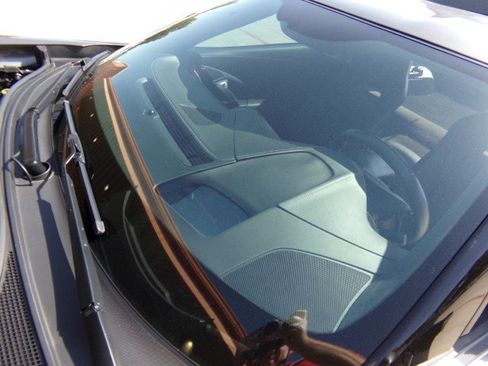 Used 2016 Chevrolet Corvette Z06 w/ 3LZ Preferred Equipment Group RWD image 10