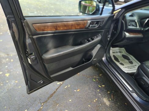 Used 2015 Subaru Outback 2.5i Limited image 5