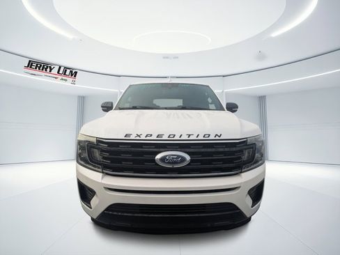 Used 2019 Ford Expedition Limited w/ Equipment Group 303A image 7