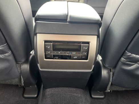 Used 2018 Lexus GX 460 Premium image 24