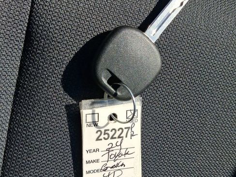 Used 2024 Toyota Corolla LE FWD image 21