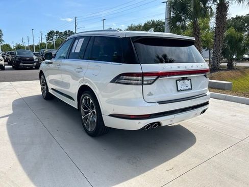 Used 2023 Lincoln Aviator Grand Touring w/ Equipment Group 301A AWD/4WD image 6