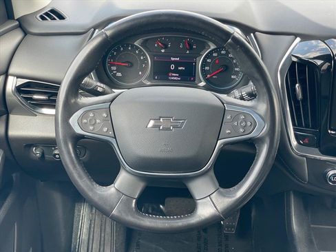 Used 2021 Chevrolet Traverse RS FWD image 12