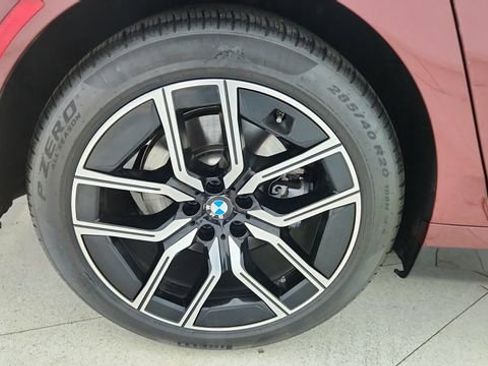 Used 2025 BMW 740i image 64