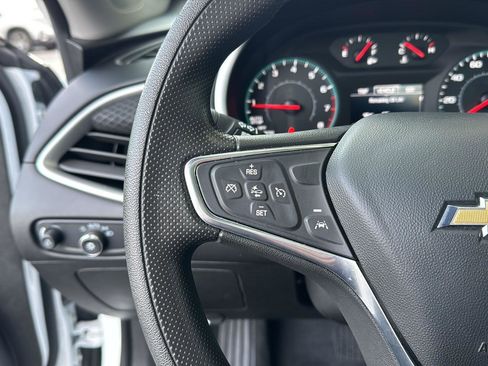 Used 2024 Chevrolet Malibu LT image 18