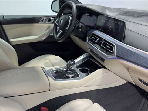 Used 2020 BMW X6 sDrive40i w/ Executive Package image 13