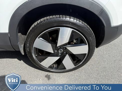 Certified 2023 Volvo XC40 Recharge Ultimate w/ Protection Package Premier AWD/4WD image 13