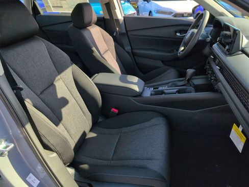 New 2025 Honda Accord SE image 19