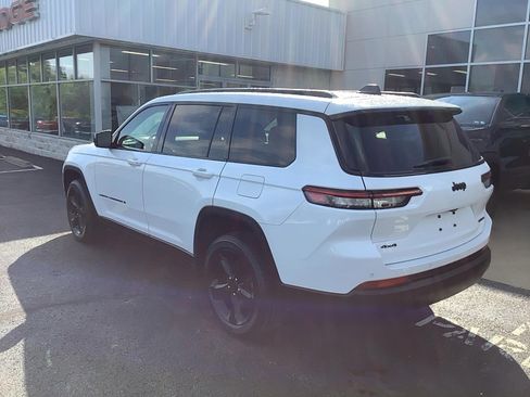 Certified 2024 Jeep Grand Cherokee L Limited w/ Luxury Tech Group II AWD/4WD image 6