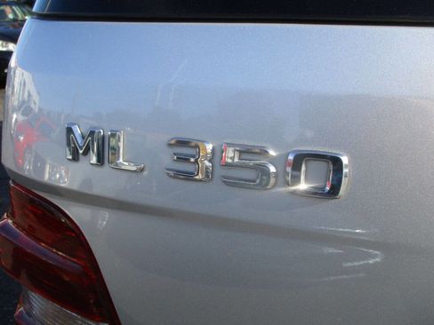 Used 2010 Mercedes-Benz ML 350 ML 350 4MATIC AWD 4dr SUV image 25