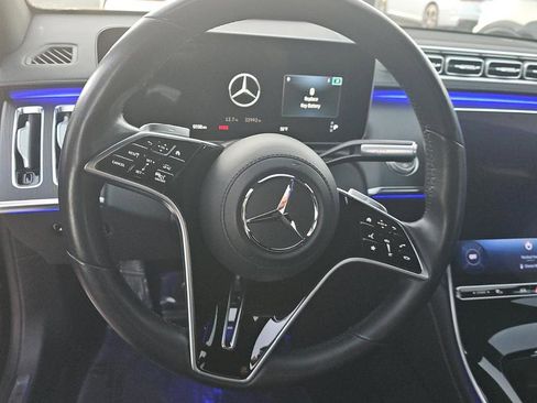 Used 2023 Mercedes-Benz S 500 S 500 image 4