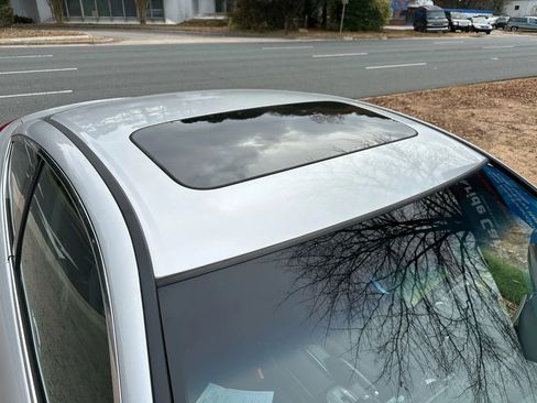 Used 2012 Honda Accord EX image 38